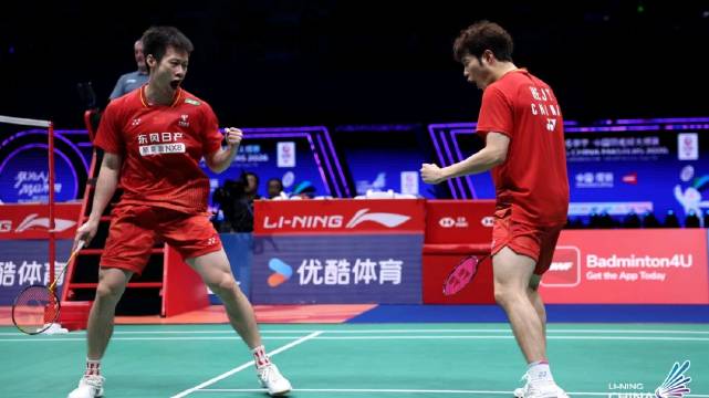 任何组合鏖战三局惜败收获男双银牌黑塔组合收获冠军