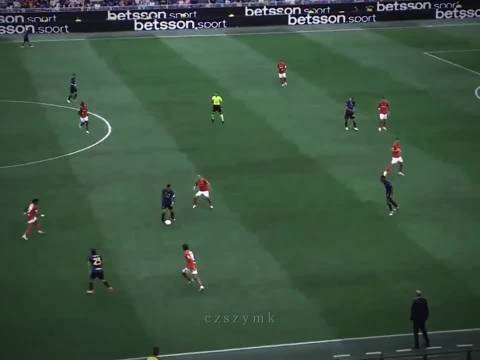 分享一个劳马对阵那不勒斯的小集锦逆境下 尽显英雄本色