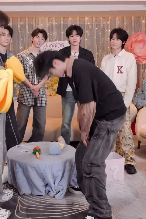 实在太治郁了好吧