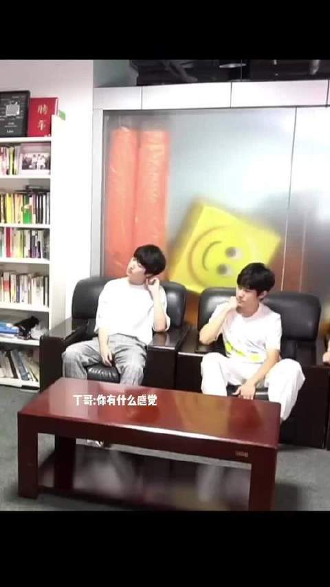 手足情深，哥哥始终是弟弟最坚实的后盾