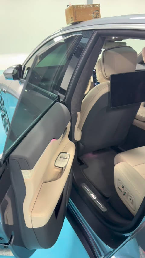 新款蔚来ET7