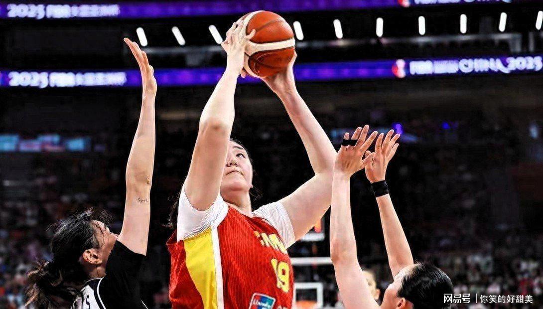 美国女篮主帅劳森称赞张子宇：拥有姚明的统治身高&若来WNBA会很棒