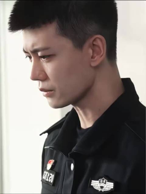 刘海波导演加深蓝原著，这个组合放在悬疑圈也是相当能打的…