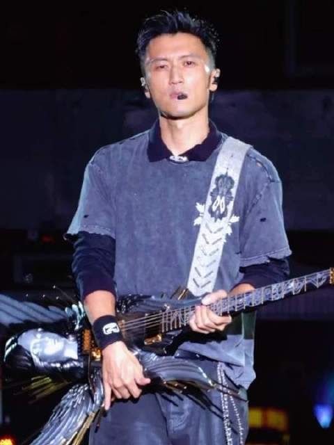 谢霆锋太原生日演唱会，硬朗与温柔并存