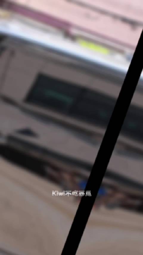 20260907上班进出妆～ 为了防晒与子也是忍着汗流浃背穿长袖呢