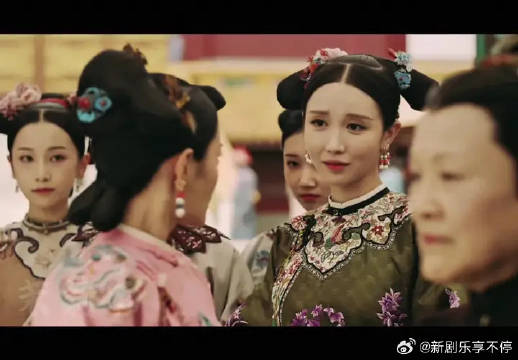 小嘉嫔平等的创飞所有人