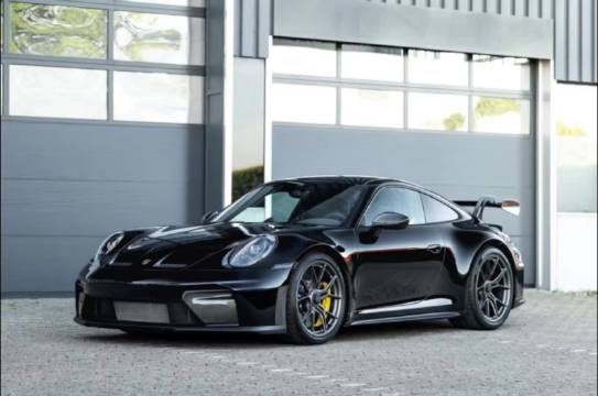 黑色保时捷992.2 gt3 手动挡 11月份欧洲下线