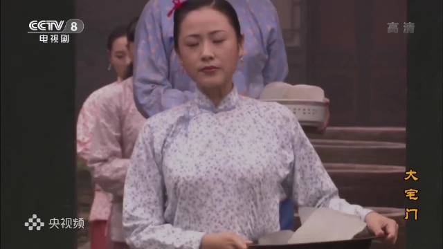 大宅门：原来没空调的日子，大户也不会被热着，一天几百斤的冰放房间降温