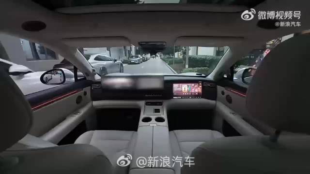 原来国产车已经在赶超特斯拉无方向盘汽车了，是不是很期待?