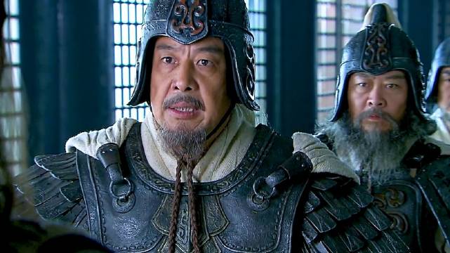 孙权18岁继位第一天，满朝文武只差一步易主 ！