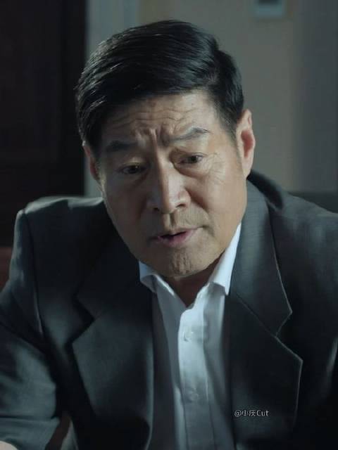 我对这位教授并无好感