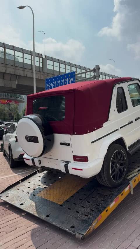 全国唯一新款奔驰G敞篷到了，不用评价值不值？要看有没有？