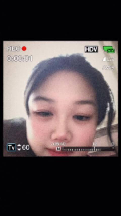 可是她后来有了自己的蜡笔小新，每天蓬头垢面，真的好累