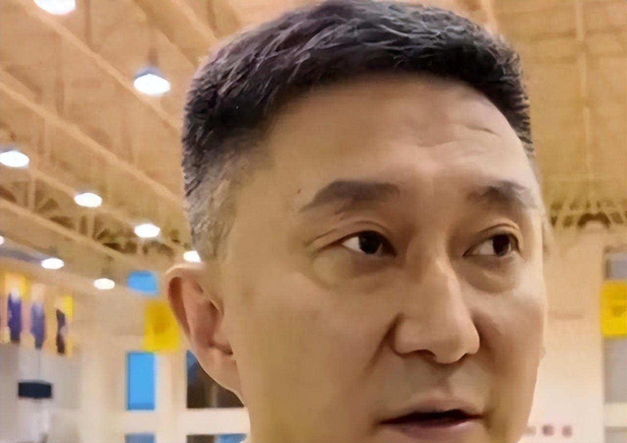 随着中国女篮逆转捷克，赛后杜锋对杨舒予本场的表现“罕见”表态