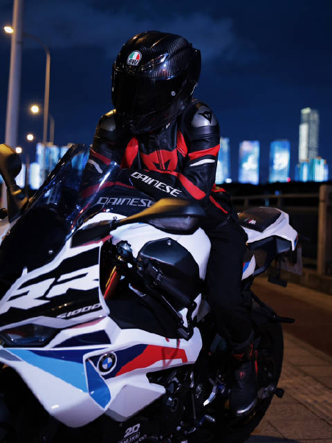 BMW·S1000RR｜追風少年…