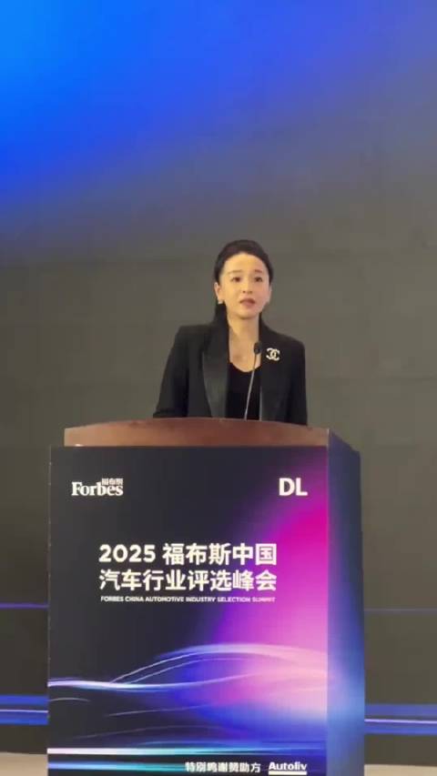 青岛保时捷女销售牟倩文，当前全球销量排名第一