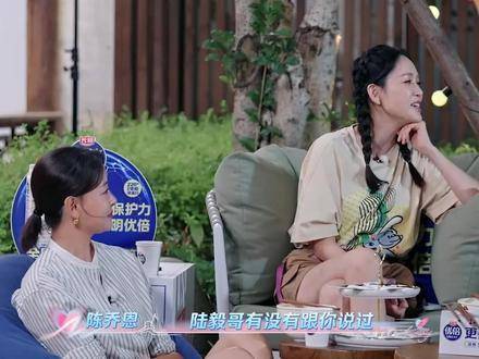 陆毅与鲍蕾携手走过三十载，从未有过一句重话