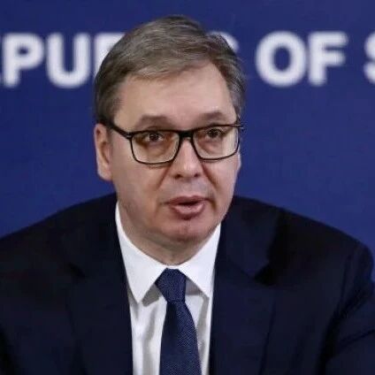 武契奇解散国民议会,此前宣布辞去总统职务参选总理 武契奇解散国民议会,此前宣布辞去总统职务参选总理