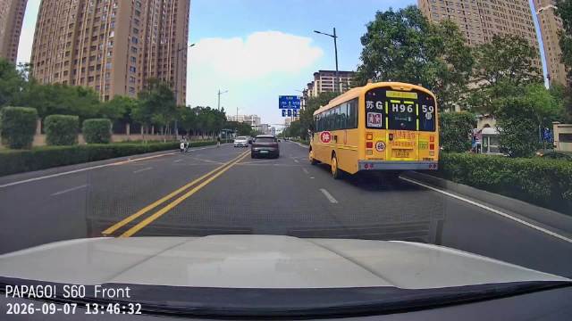 驾照都白考了，只有视频车停车等待