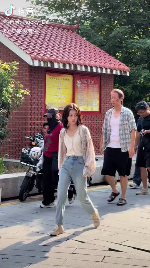 任重来了两次向往的生活之后，俩人终于合作了