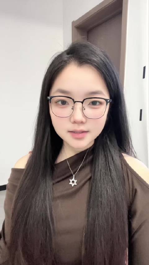 哥哥们今晚你们会看我的凯恩叔叔嘛