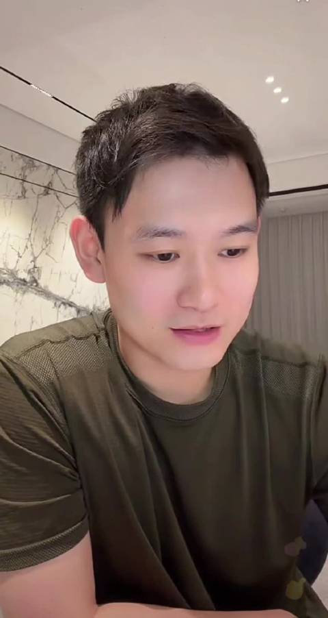 刘丁硕：亚运会给向鹏温瑞博历练机会，不能只依赖梁靖崑