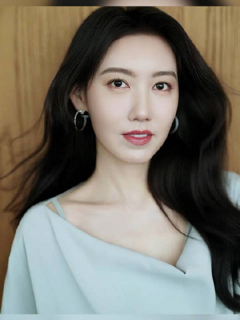 疑似高露老公首曝光，低调结婚多年儿女双全