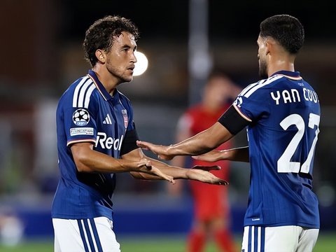 4-1！39岁小法率队欧冠横扫德甲季军 开季4场不败 成唯一赢球新军