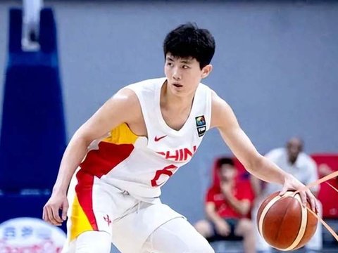 郭士强看到李悦洲潜力了吗？进攻全面，防守位置感好，该多培养！