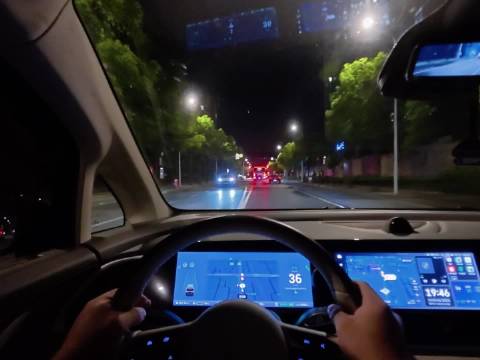 再穷要有辆自己的车！开车 岚图汽车 岚图梦想家