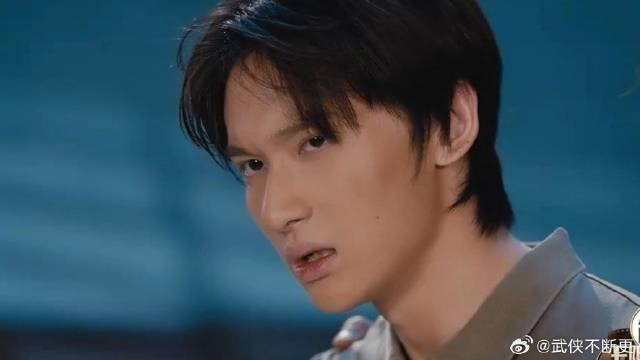 余宇涵真的成长了，镜头里眼神十分有戏，吴镇宇都忍不住夸！