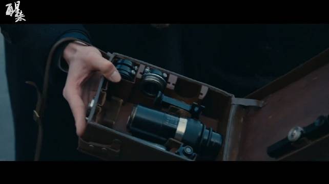 笑哭R