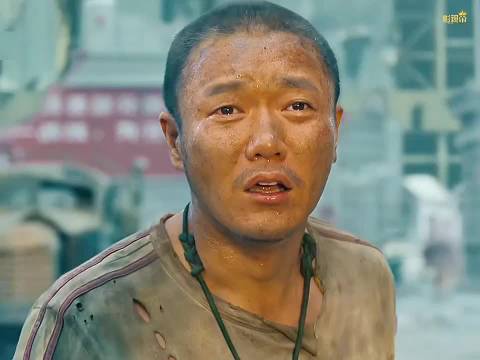 地震中失踪孕妻独自分娩，死刑犯丈夫废墟寻得