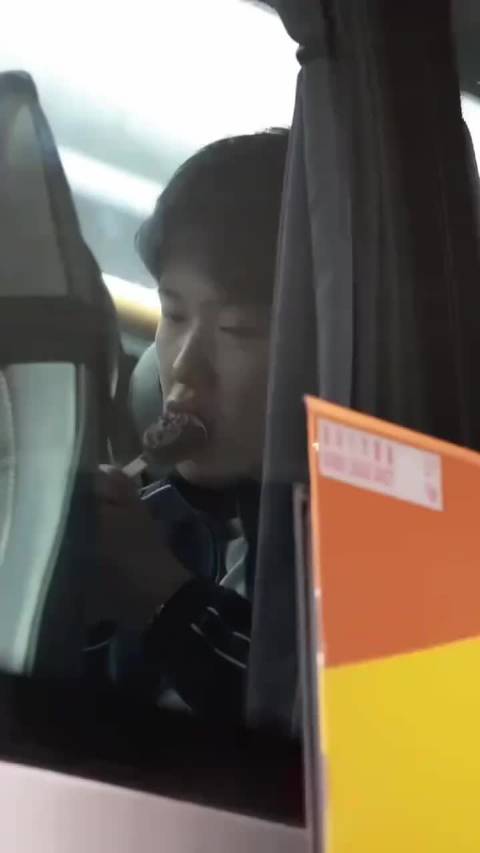 别吃了哥，小绿漏气儿了