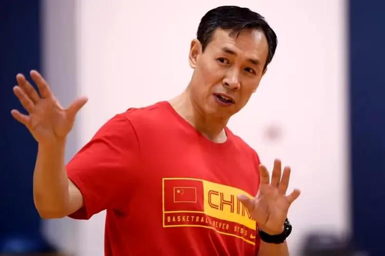韩旭李月汝领衔，中国女篮如何一年内从重建到亚运夺冠？