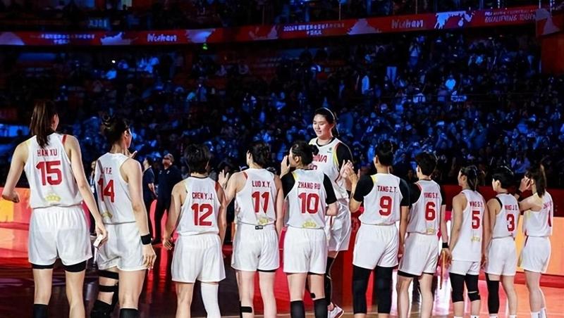 中国女篮李月汝无缘世界杯，她历届大赛的场均数据是多少？