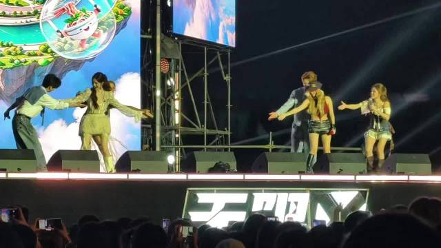 褪去编曲的包装，纯粹靠人声打动观众，这场清唱小游戏直接变成实力展示现场