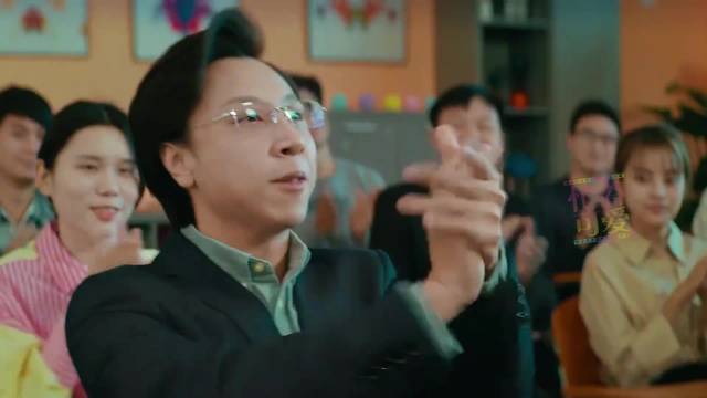 21年搞笑喜剧，笑点密集，表面上是喜剧，实则是怎么与原生家庭留下的创伤共处