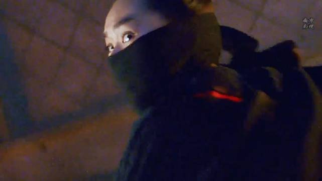 任世官反派压迫感十足，杨天淳黄麒英难敌，三人合力才胜