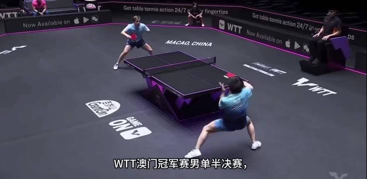 WTT澳门冠军赛男单半决赛，莫雷加德苦战七局，4-3险胜张本智和，艰难晋级决赛