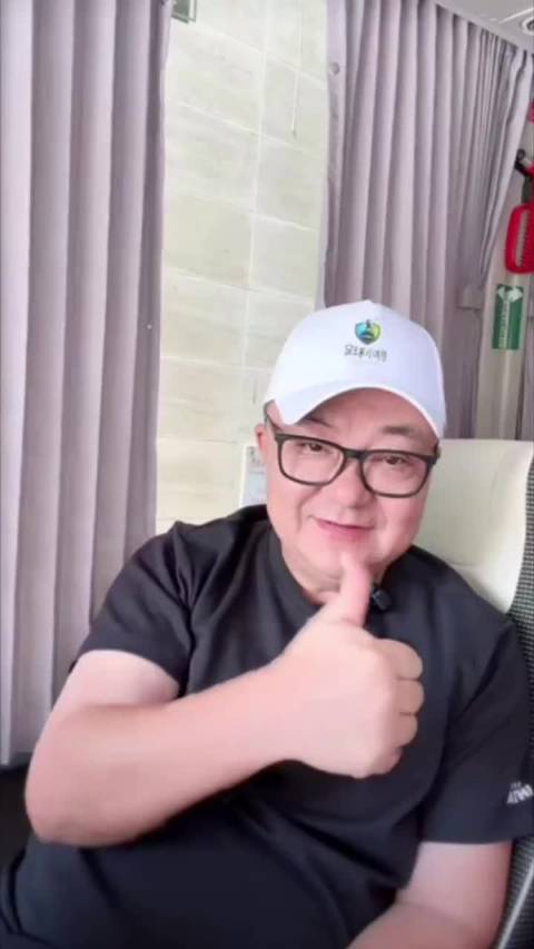 董路谈找外援为打外国人，分享足球小将对阵巴萨皇马历史