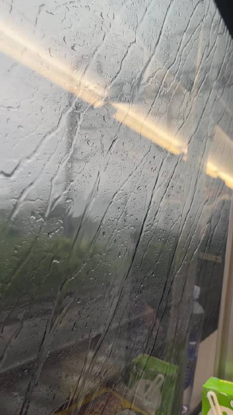 没有一个人非要另一个人才能过一生，看人际关系中的释然