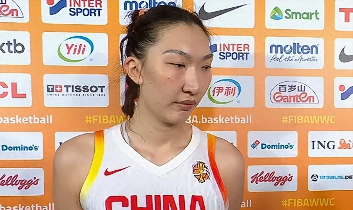 女篮无缘四强！韩旭受访点名看好杨舒予、罗欣棫潜力，即将返美备战WNBA