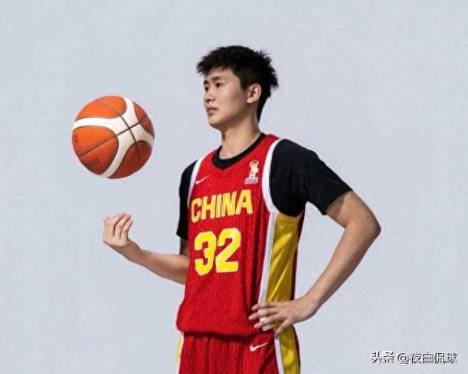 19岁李悦洲22分钟6中6砍18分，CBA场均仅5.8分，郭士强练兵赌对谁