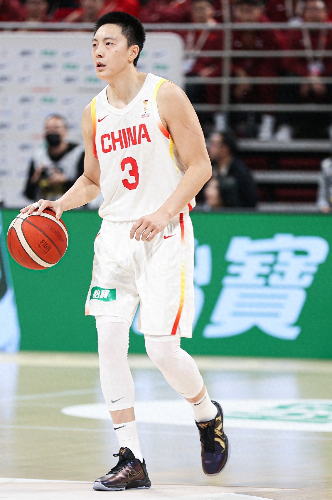 中国男篮两连胜！胡明轩夸赞一人，不是胡金秋，也不是庞铮麟