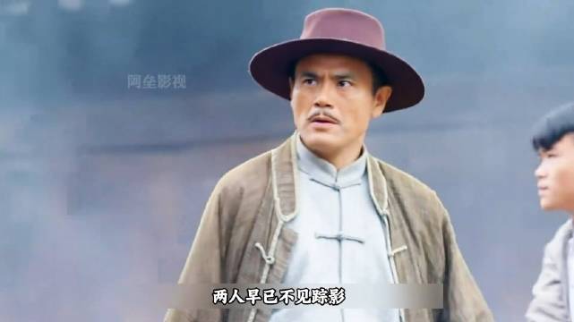 八路首长被鬼子团团包围是女八路卧底将首长救出