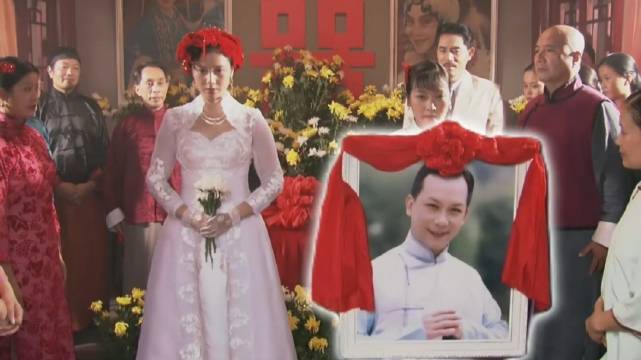 探秘《大宅门》：一场和照片的婚礼，藏着白玉婷不敢直面真实亲密关系的真相