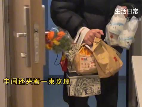 歌词道离愁别绪，青梅竹马祈求菩萨保佑