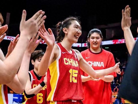 女篮世界杯奖金出炉！全队总额700万，教练组先拿走60万，公平吗