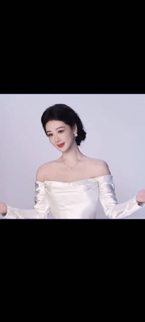 杨紫自述曾自卑陷入黑暗，靠自己拉自己一把上岸